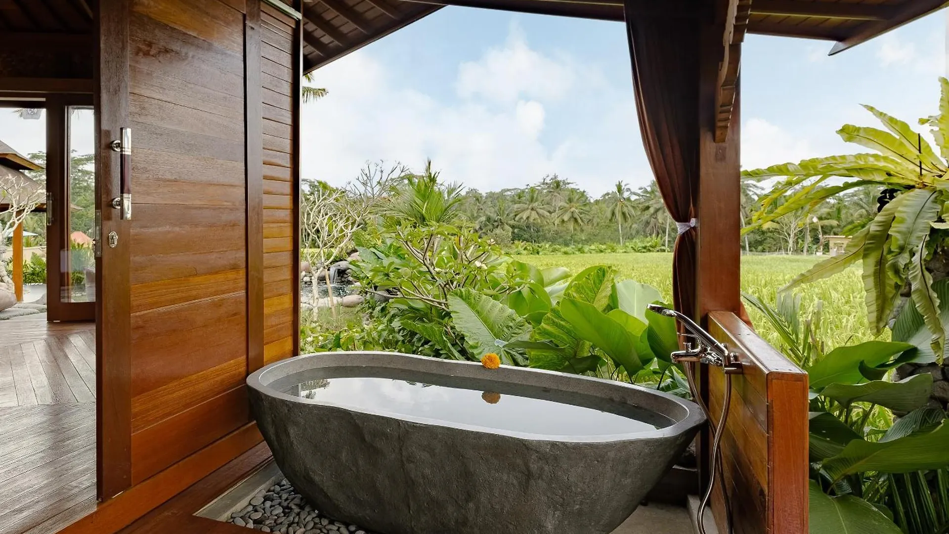 Wooden Stone Eco Villa Ubud