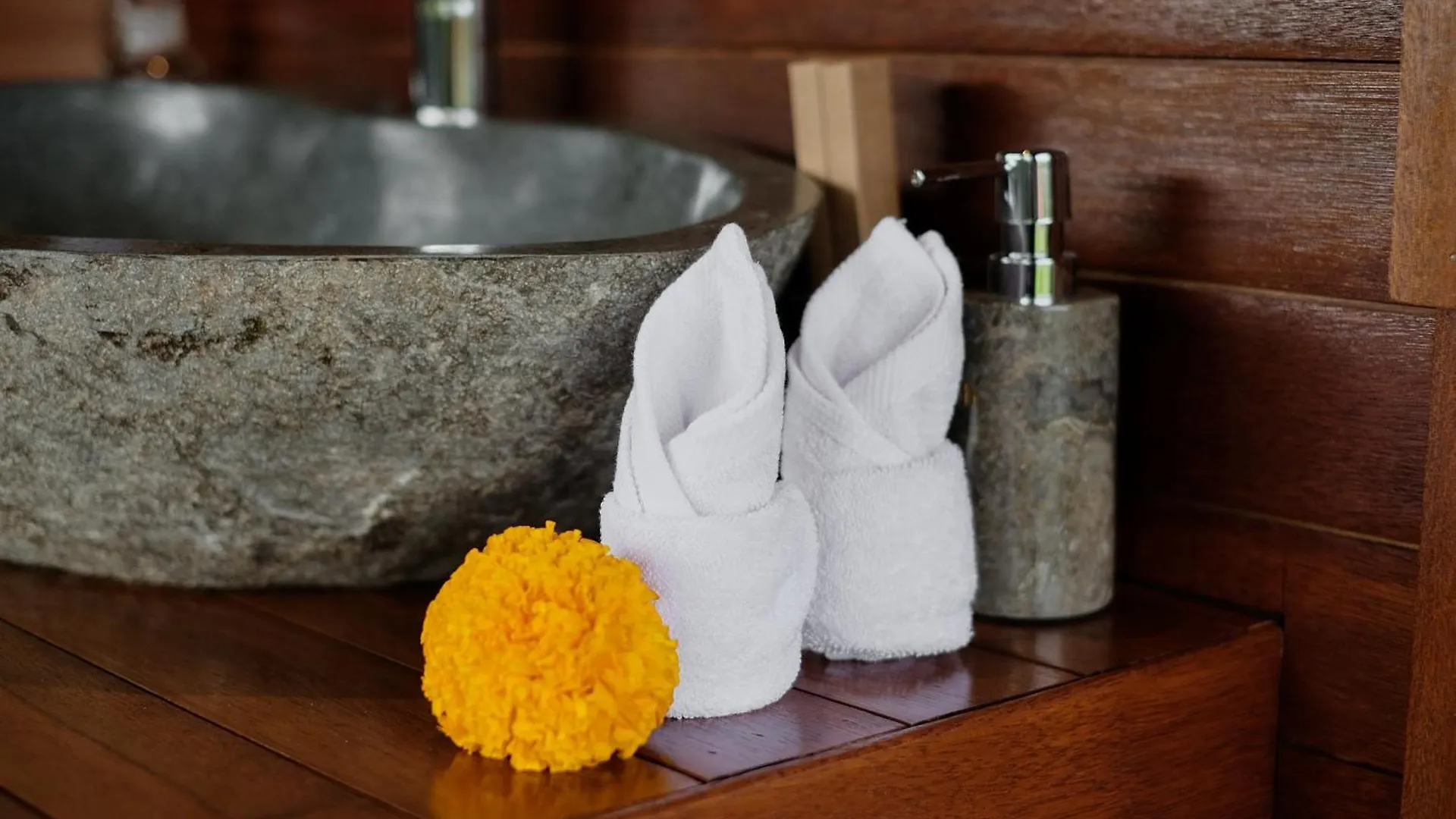 Wooden Stone Eco Villa Ubud  0*, Ubud (Bali)